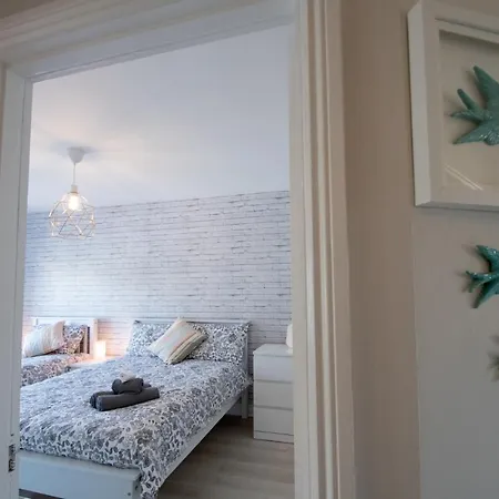 The Boutique By The Sea - Luxury 2 Bedroom With Sea Views Appartamento Bundoran